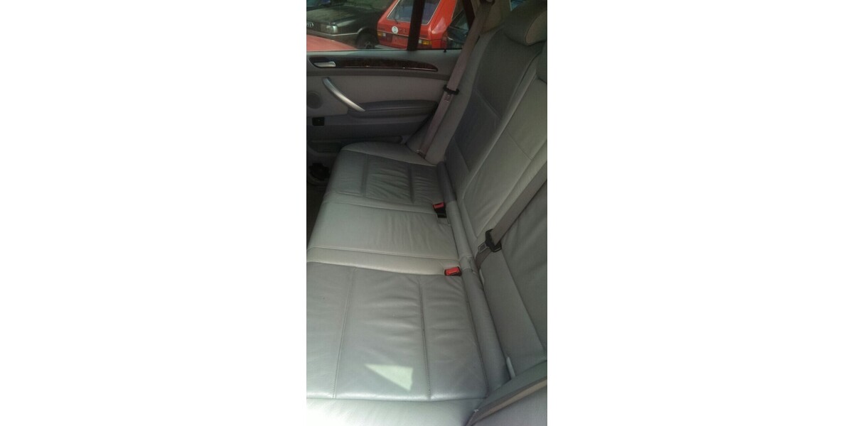 BMW X5 180.000 km 4.100 &euro; Bad Sassendorf 59505