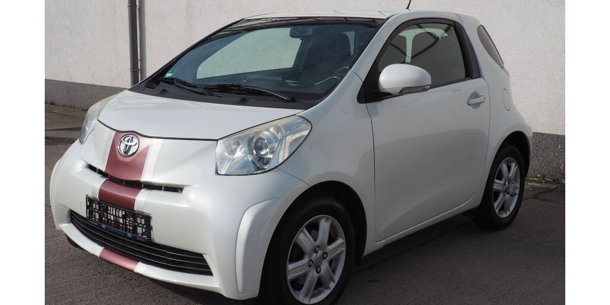Toyota IQ 100.000 km 3.999 &euro; Magdeburg 39128