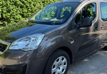 Peugeot Partner 96.000 km 8.499 &euro; Rosenheim 83022