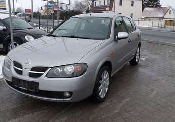 Nissan Almera 68.000 km 3.999 &euro; Bautzen 02625