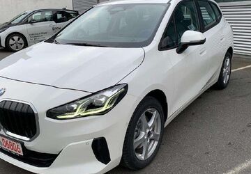 BMW 216 10.175 km 27.890 &euro; Tirschenreuth 95643