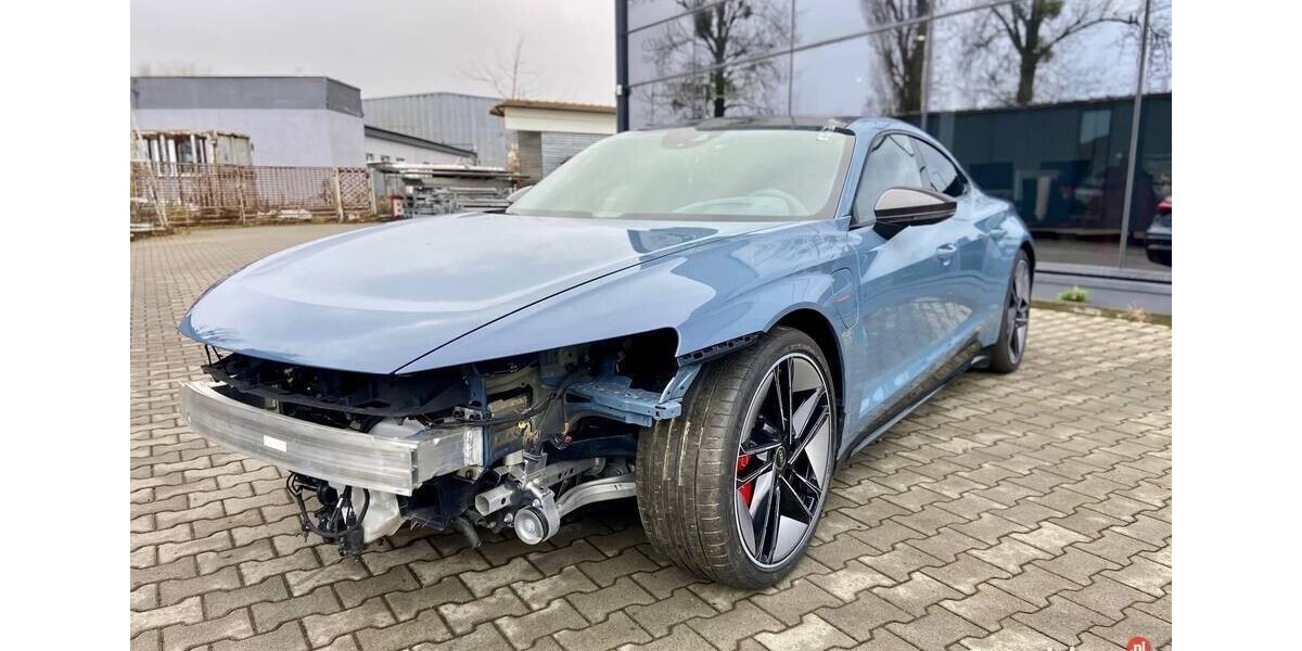 Audi Quattro 19.200 km 39.720 &euro; Czestochowa 