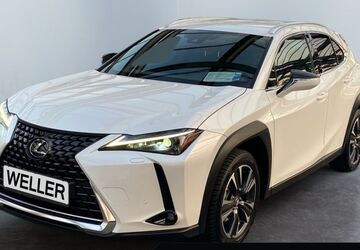 Lexus UX 26.398 km 32.690 &euro; Leipzig 04178