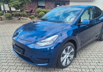 Tesla Model Y 37.260 km 27.999 &euro; Bornheim 53332