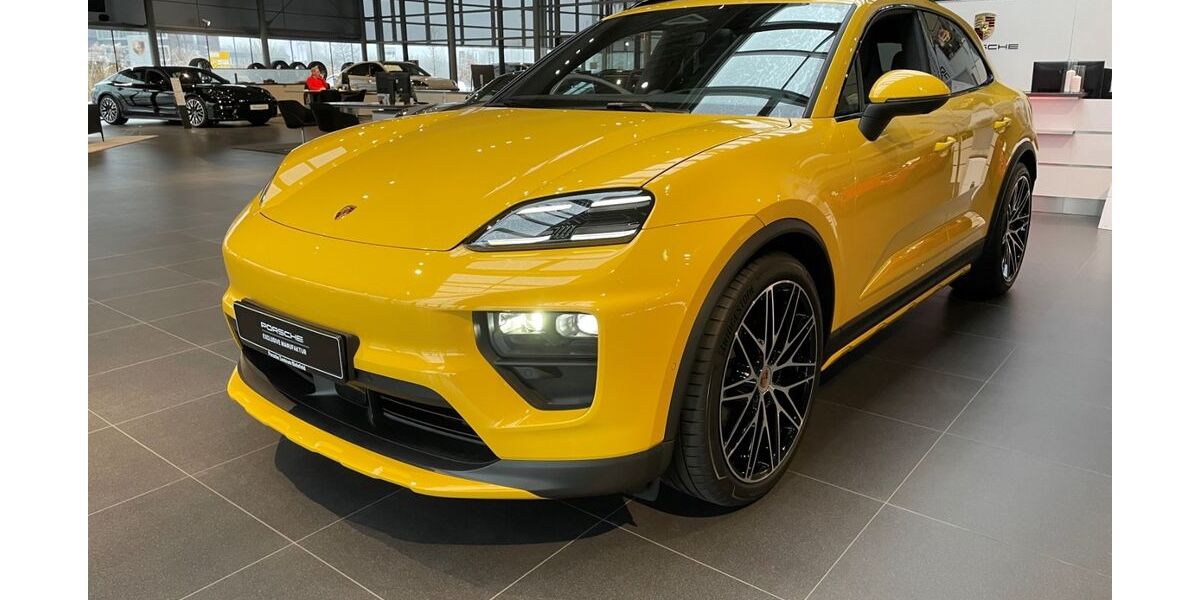 Porsche Macan 6.000 km 109.900 &euro; Bielefeld 33719