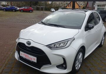 Mazda 2 Hybrid 23.000 km 22.949 &euro; Berlin 13403