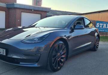 Tesla Model 3 31.800 km 34.998 &euro; Herzebrock-Clarholz 33442