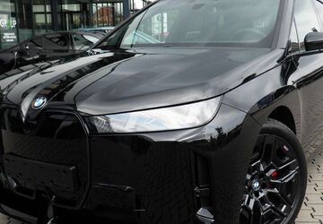 BMW iX 7.837 km 87.850 &euro; Frankfurt am Main 60435