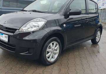 Daihatsu Sirion 81.835 km 7.999 &euro; Essen 45326