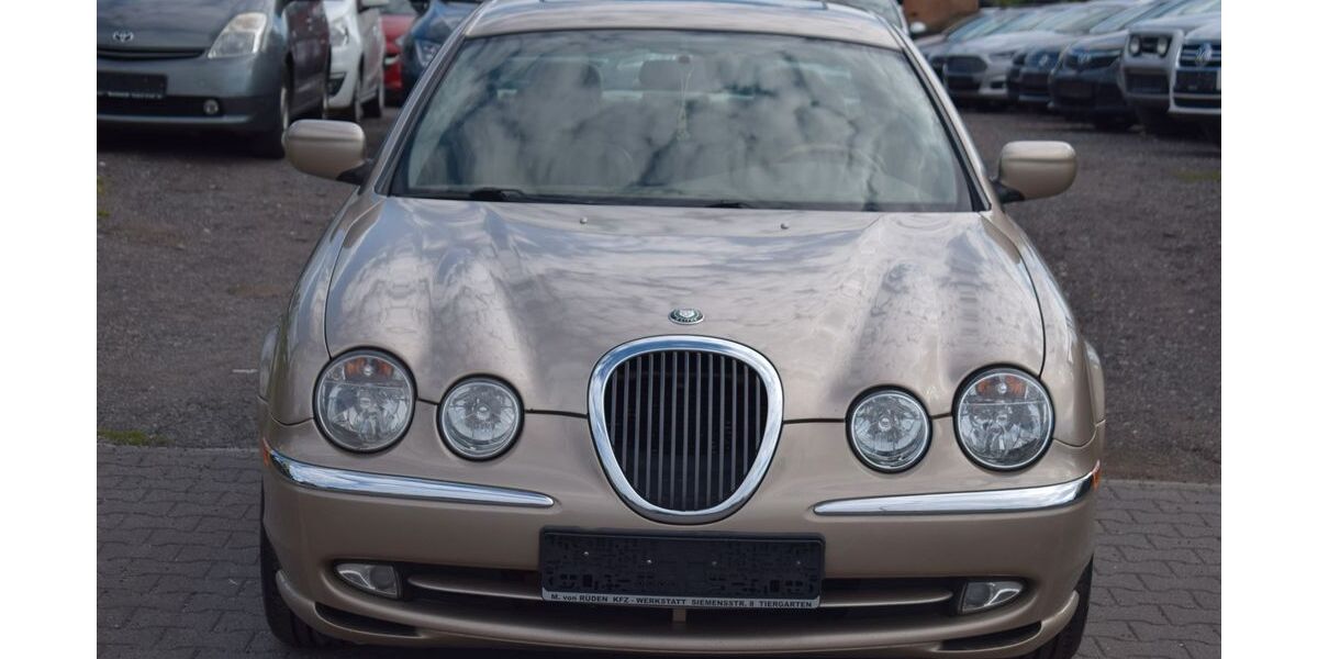 Jaguar S-Type 235.000 km 2.999 &euro; Berlin 13597