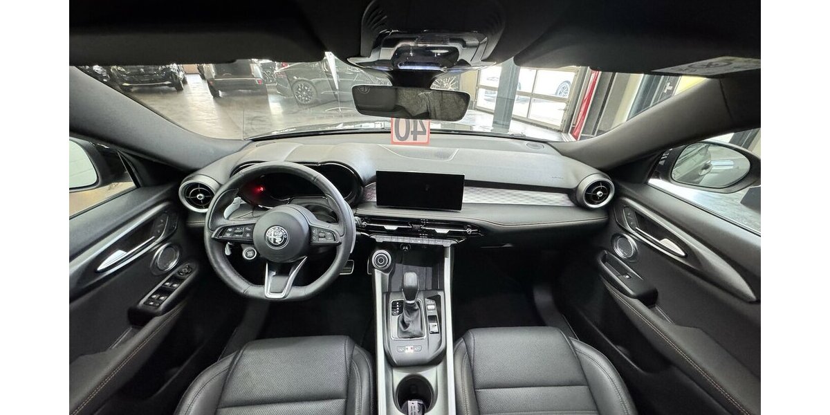 Alfa Romeo Tonale 1.5 VGT Veloce 48 V Hybrid LED 360° CAM 25.600 km 26.999 &euro; Lich 35423