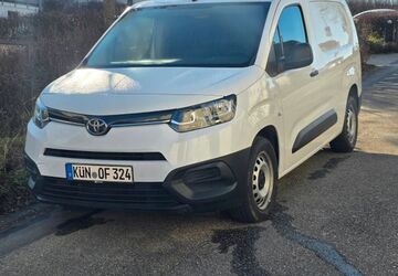 Toyota Proace City 89.000 km 13.999 &euro; Öhringen 74613