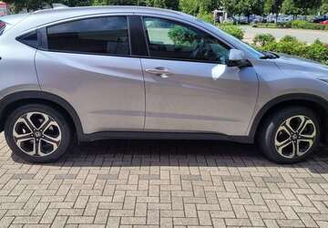 Honda HR-V 59.000 km 15.700 &euro; Hamburg 22175