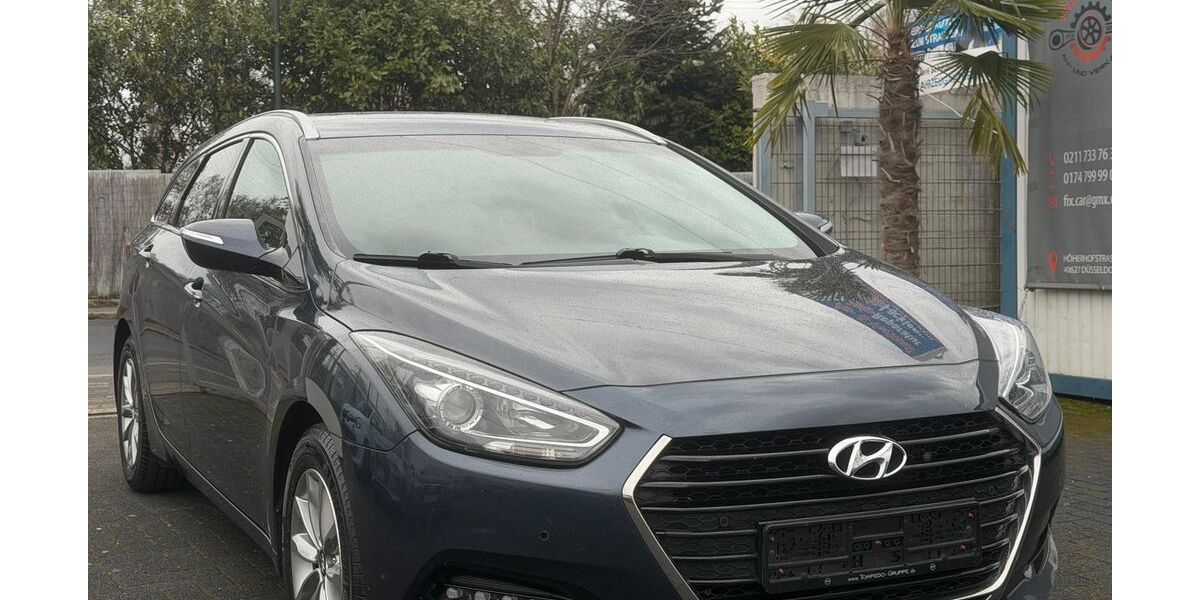 Hyundai i40 210.070 km 8.200 &euro; Düsseldorf 40627
