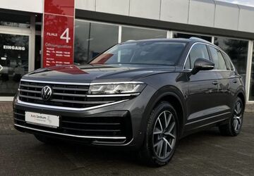 VW Touareg 18.788 km 71.470 &euro; Helmstedt 38350