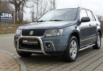 Suzuki Grand Vitara 109.000 km 8.490 &euro; Gera 07551