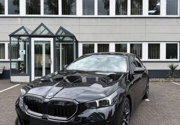 BMW 530 4.076 km 71.950 &euro; Köln 50739