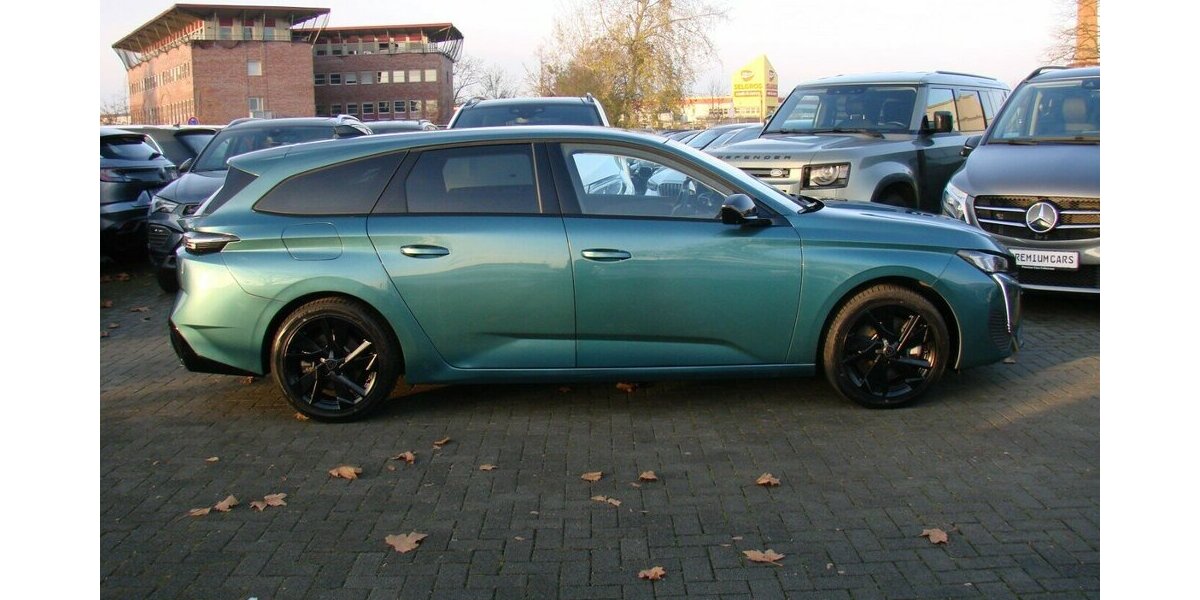Peugeot 308 SW 1.6 Hybrid Allure Pack HY 180 ACC 360º 44.600 km 21.980 &euro; Falkensee 14612