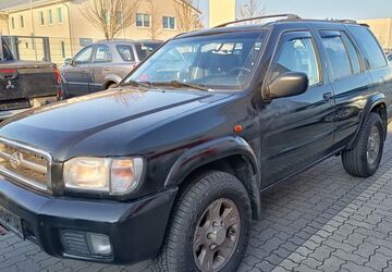 Nissan Pathfinder 215.000 km 2.500 &euro; Hannover 30179