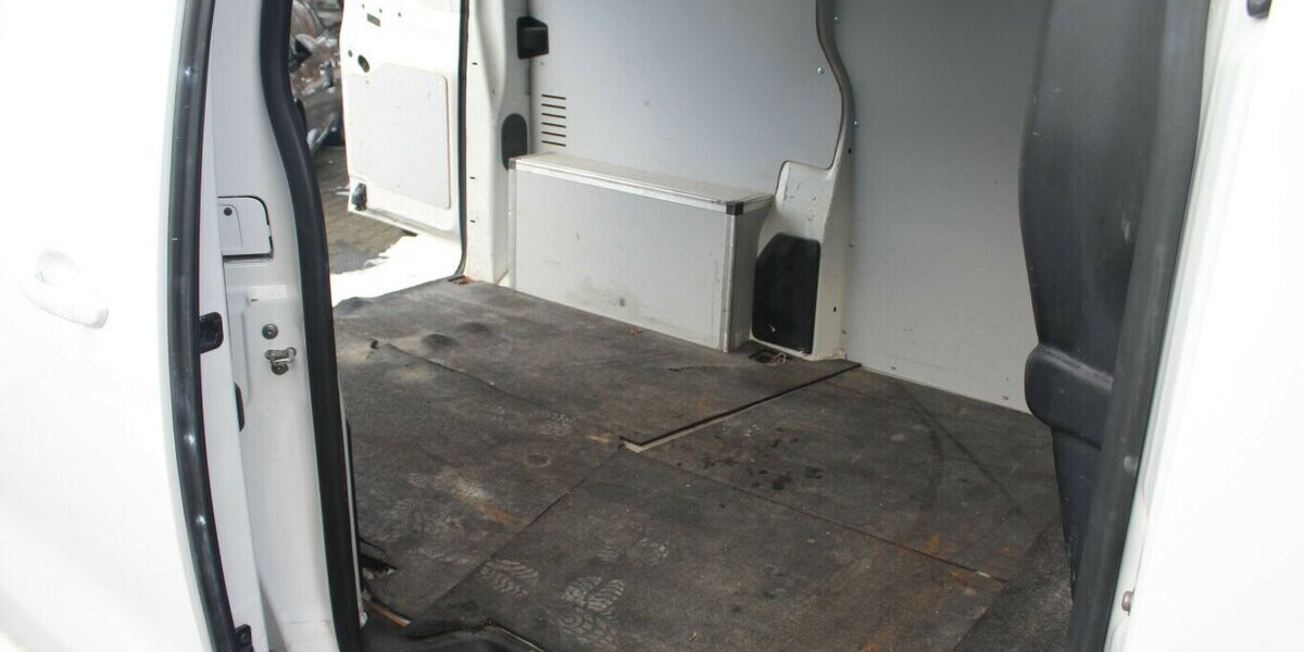 Citroen Jumpy M BlueHDi Club 60.346 km 16.980 &euro; Euskirchen 53881