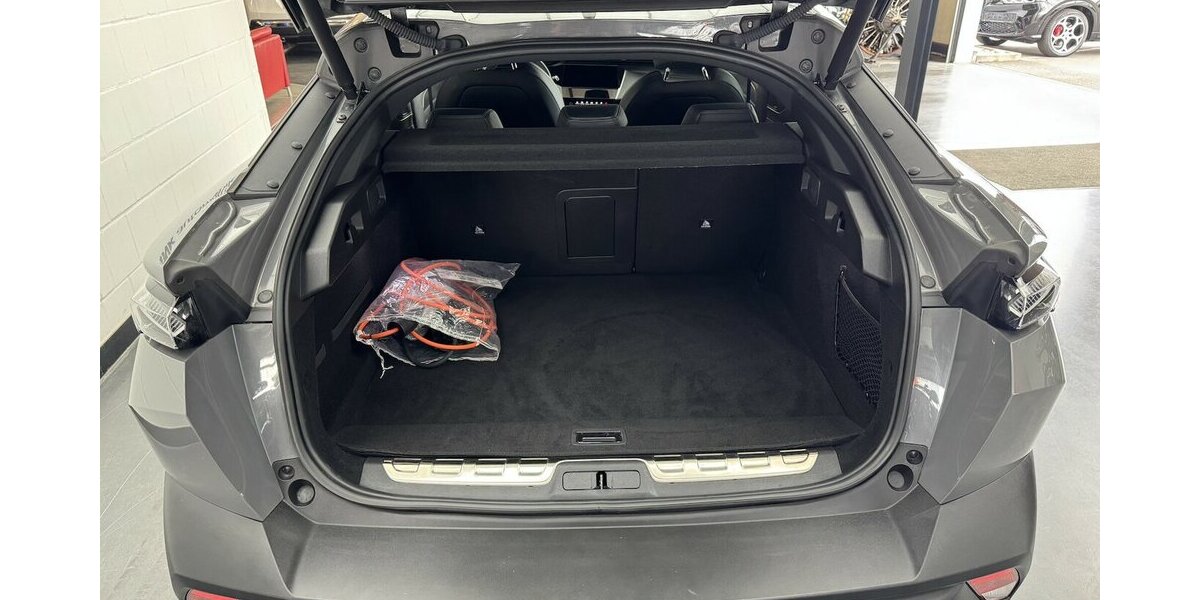 Peugeot 408 GT 225 Plug in Hybrid 360° Cam FULL LED 53.882 km 25.740 &euro; Lich 35423