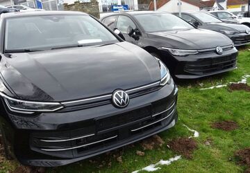 VW Golf 29.751 km 22.990 &euro; Werl 59457