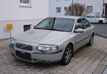 Volvo S80 248.000 km 1.999 &euro; Erbach 89155