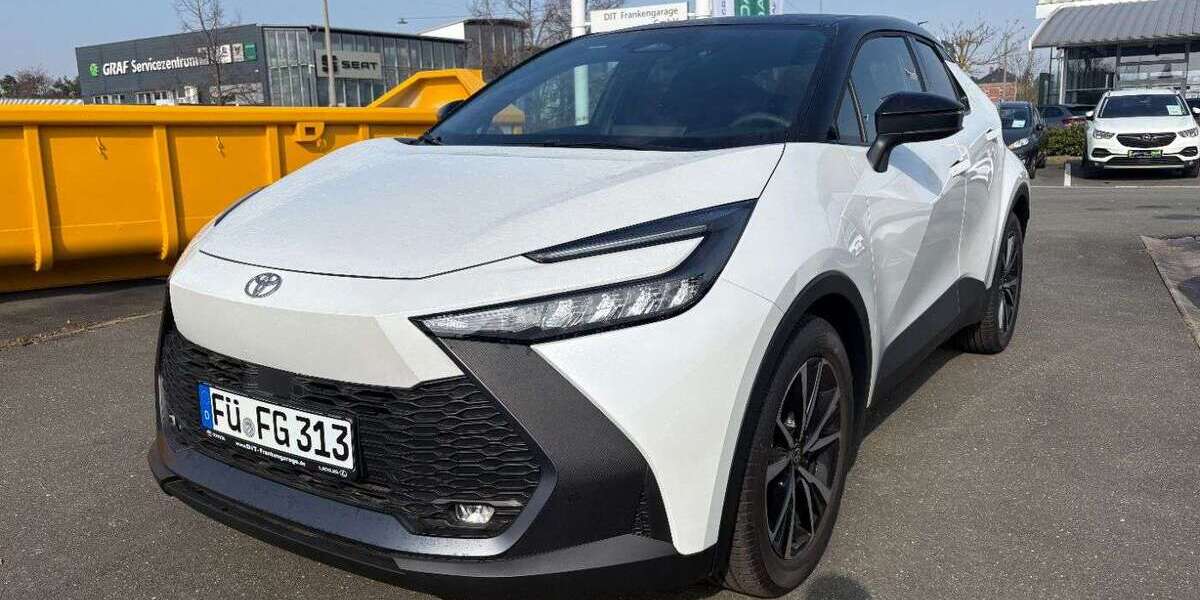 Toyota C-HR 3.000 km 29.990 &euro; Fürth/Südstadt 90763