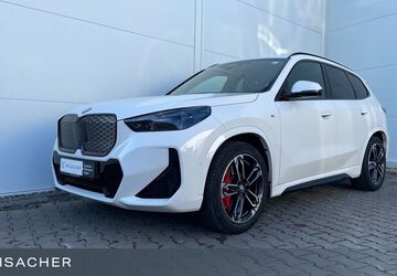 BMW iX1 12.767 km 49.949 &euro; Landsberg am Lech 86899