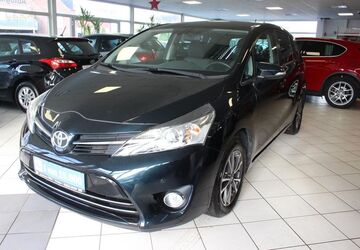 Toyota Verso 76.993 km 11.999 &euro; Vreden 48691