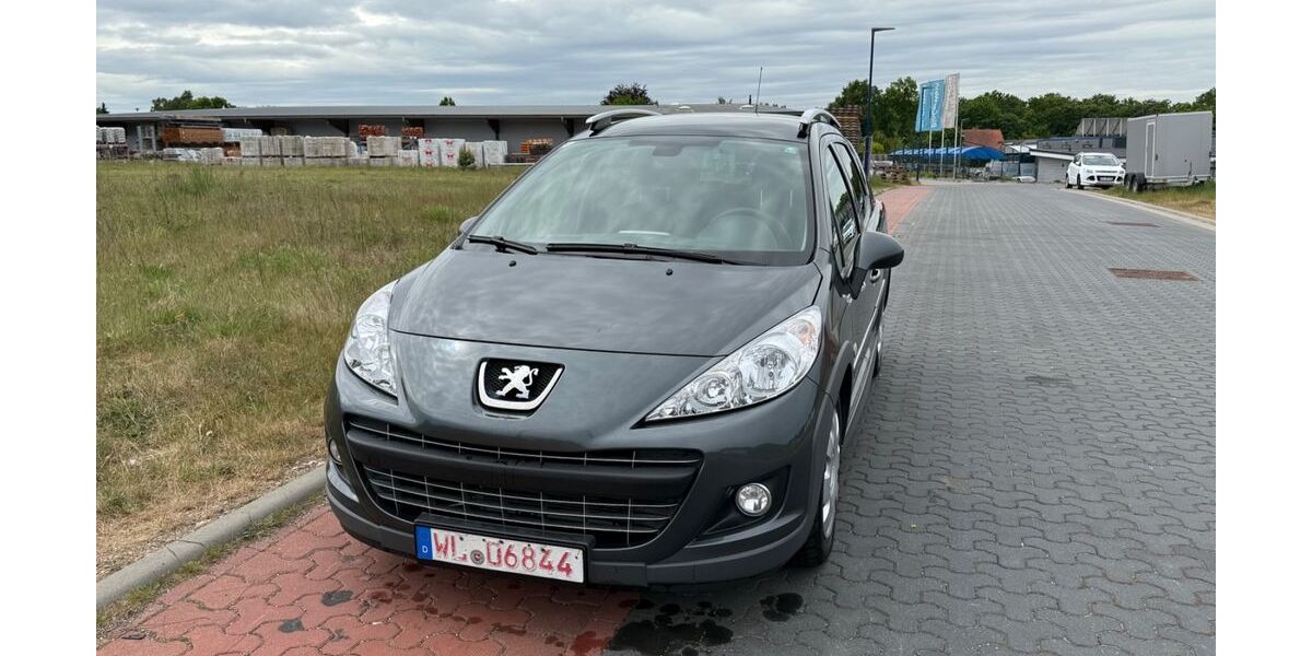 Peugeot 207 193.000 km 3.190 &euro; salzhausen 21376