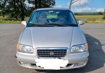 Hyundai Trajet 171.000 km 1.850 &euro; Wallenhorst 49134