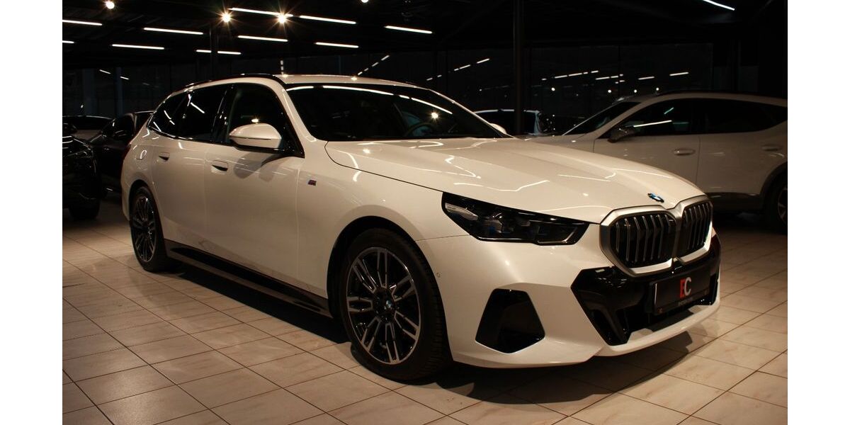 BMW 540 24.700 km 68.800 &euro; Prague 