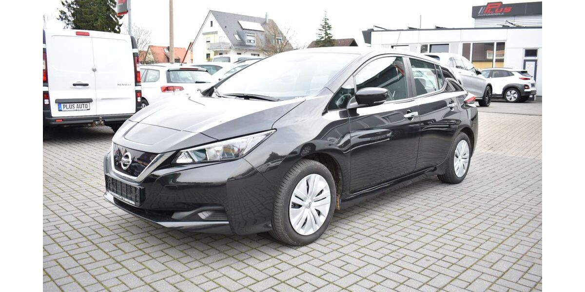 Nissan Leaf 41.025 km 12.480 &euro; Nürnberg 90431