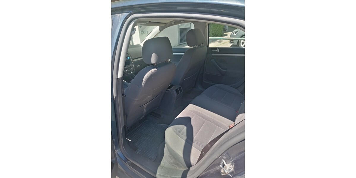 VW Jetta IV 228.000 km 2.500 &euro; Munchen 80313