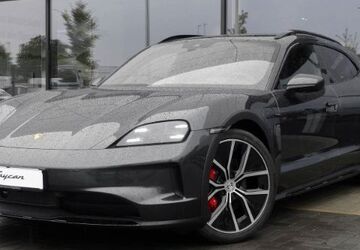 Porsche Taycan 14.990 km 117.900 &euro; Magdeburg 39116