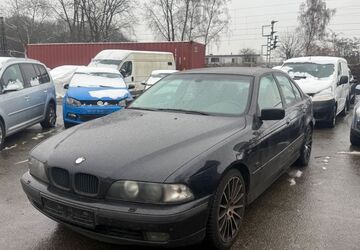 BMW 528 310.000 km 1.500 &euro; Essen 45143