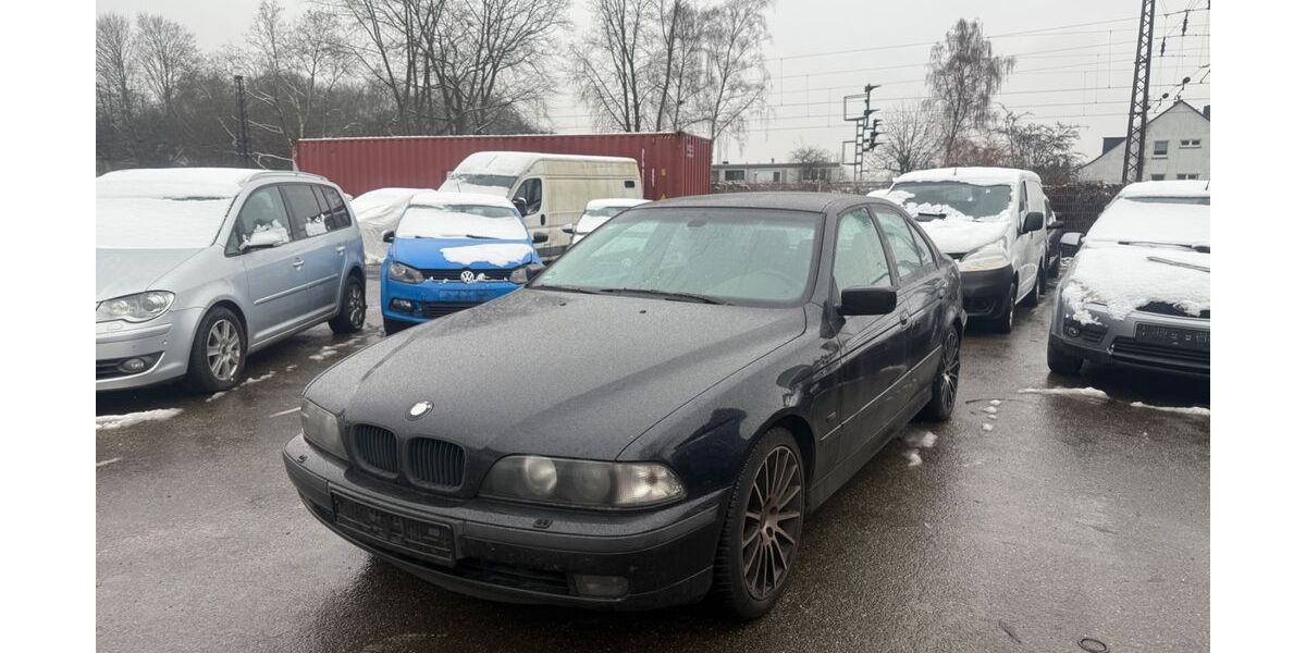 BMW 528 310.000 km 1.500 &euro; Essen 45143