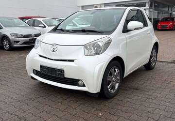 Toyota iQ 32.084 km 9.995 &euro; Stuttgart 70597