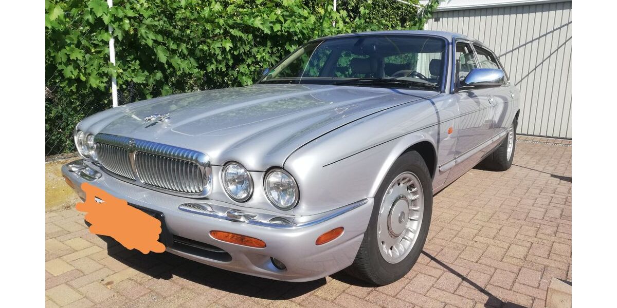 Jaguar Daimler 105.000 km 19.877 &euro; Bensheim 64625