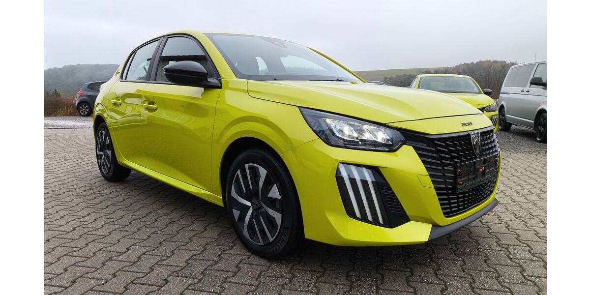 Peugeot 208 9.860 km 15.985 &euro; Buchen 74722