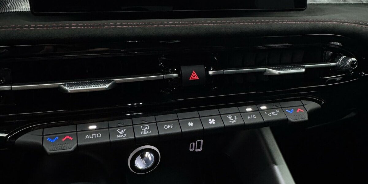 Alfa Romeo Tonale 1.5 VGT Veloce 48 V Hybrid LED 21.600 km 26.690 &euro; Lich 35423