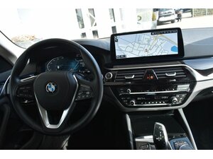 BMW 530d Touring Mild Hybrid Aut. PanoDach Keyless 51.458 km 38.995 &euro; Donauwörth 86609