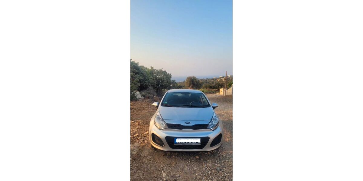 Kia Rio 127.000 km 4.100 &euro; München 85540