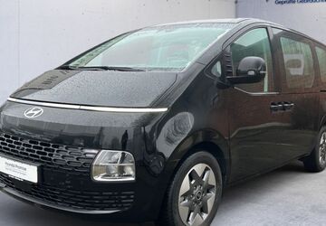 Hyundai STARIA 17.700 km 42.980 &euro; Konstanz 78467