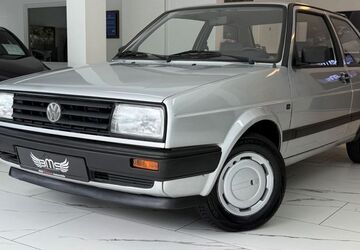 VW Jetta 81.525 km 4.475 &euro; Sinzig 53489