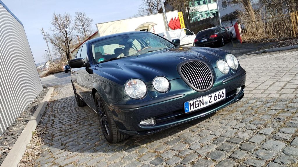 Jaguar S-Type 169.500 km 6.450 &euro; Meiningen 98617