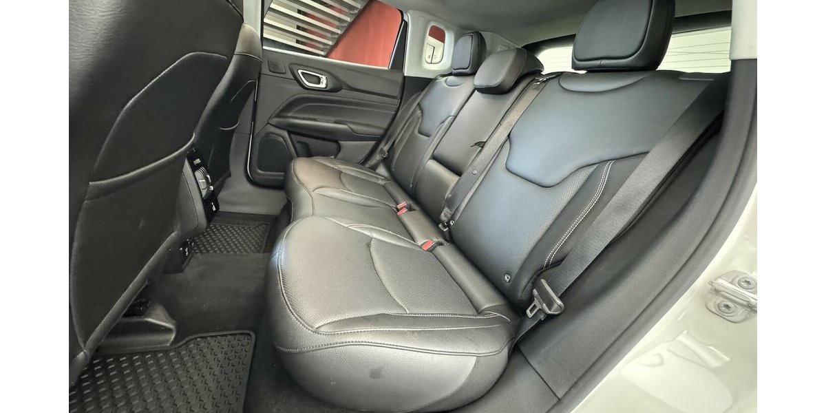 Jeep Compass S Plug-IN Hybrid 4WD 1.Hand Panoramadach 22.600 km 26.790 &euro; Lich 35423