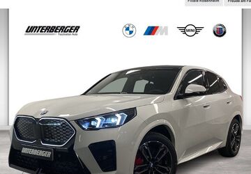 BMW iX2 6.900 km 54.590 &euro; Rosenheim 83026