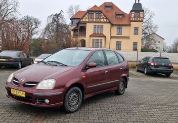 Nissan Almera Tino 168.000 km 1.300 &euro; Dresden 01257